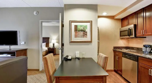 Номер Standard Homewood Suites Fredericksburg