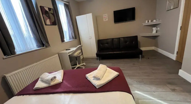 Paragraph Palmers Green - Tottenham Stadium, Book Hotel Tottenham Merseyside
