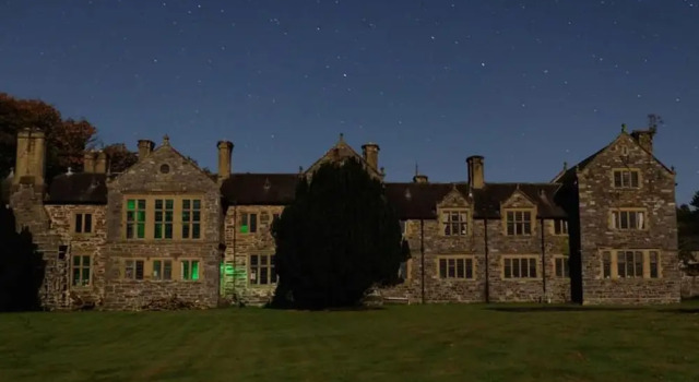 Luxurious Mansion in The Bothy With Private Terrace, Prenota Hotel Porthmadog 