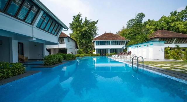 Бунгало Nihara Resort and Spa Cochin