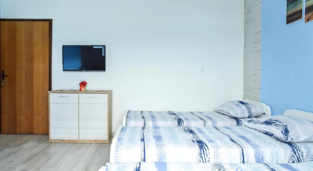 Cozy apartment close to Dubrovnik, Забронировать Апартаменты/квартира Неум Федерация Боснии и Герцеговины