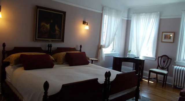 Springbank House, Prenota Hotel Hotel a Ontario con parcheggio, Parcheggio