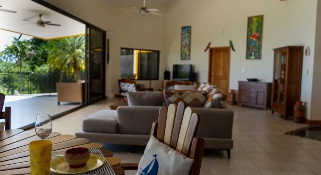 Villas Roma del Mar, Rezervovat Hotel Hotely v Puntarenas s parkováním, Parkování