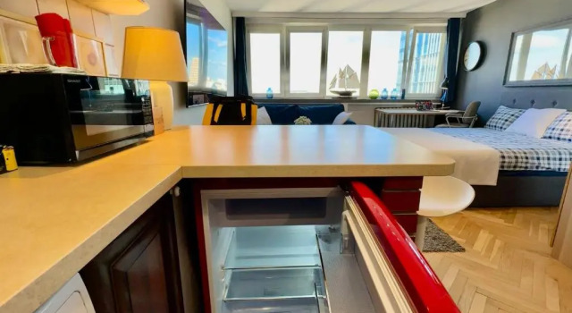 Super Apartament WHITE Warszawa 2x Metro Ścisłe Centrum WiFi 300 Mbs NEW, Забронировать Апартаменты/квартира Отели Варшавы с парковкой, рядом с ОРКО Тауэр, Парковка