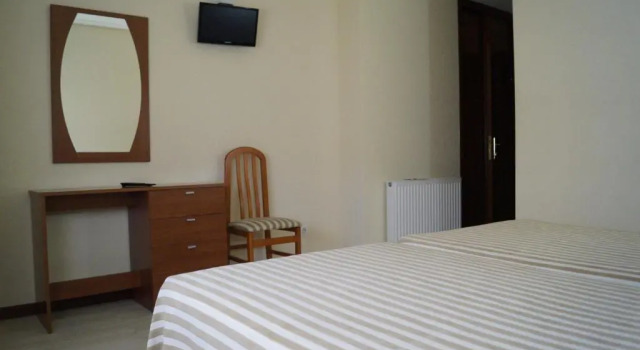 Полулюкс Hostal A Camelia