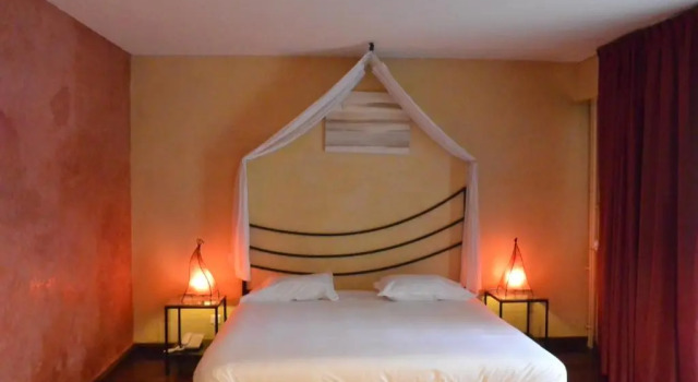 Двухместный номер Comfort с балконом Hotel De La Gare