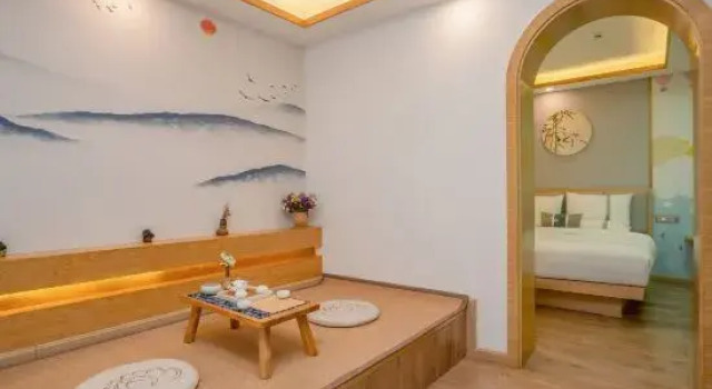 Семейный люкс Kunmin Xiangmei Bangpo Hotel