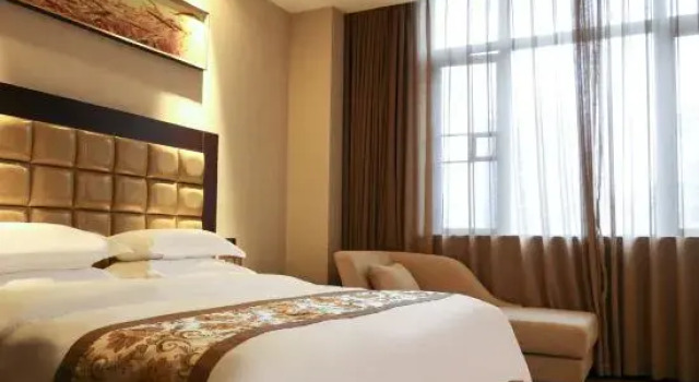 Люкс Business CTITD Savile Century Hotel