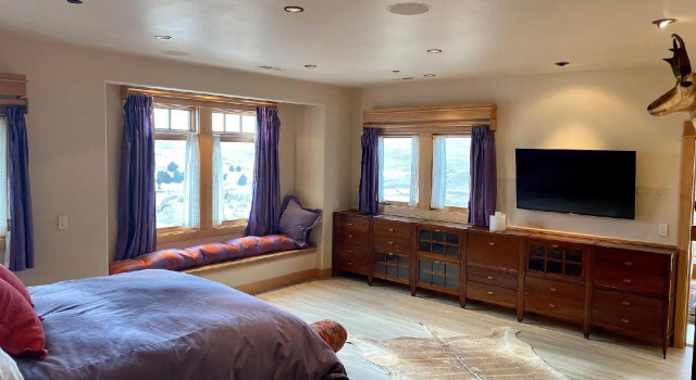 Grey Cliffs Ranch, Buchen Sie Hotel Hotels in Montana mit Parkplatz, Parkplätze
