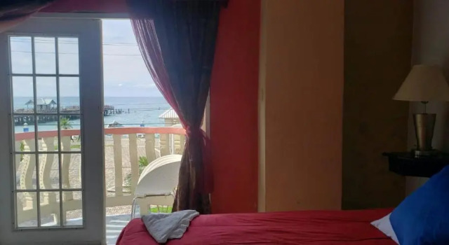 Четырёхместный номер Standard Hotel Art Deco Beach