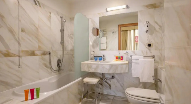 Двухместный номер Superior UNA Hotels Empire Roma