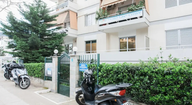 Spacious Apartment near HELEXPO