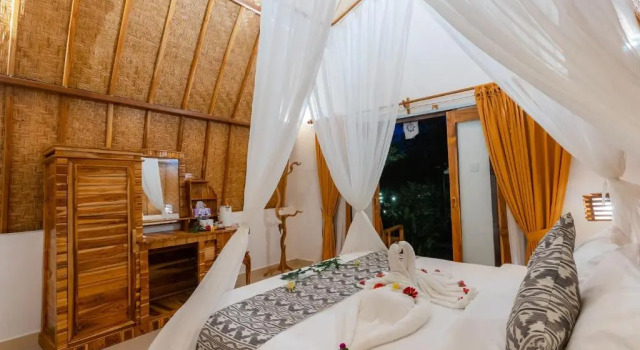 Penida Sunset Ocean View Bungalows, Prenota Hotel Hotel a Bali con piscina, Piscina