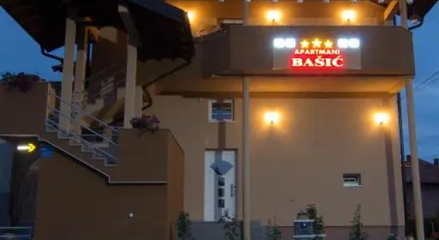 Apartments Bašić, Забронировать Апартаменты/квартира Високо Федерация Боснии и Герцеговины