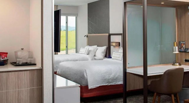Четырёхместный люкс SpringHill Suites by Marriott Kalispell