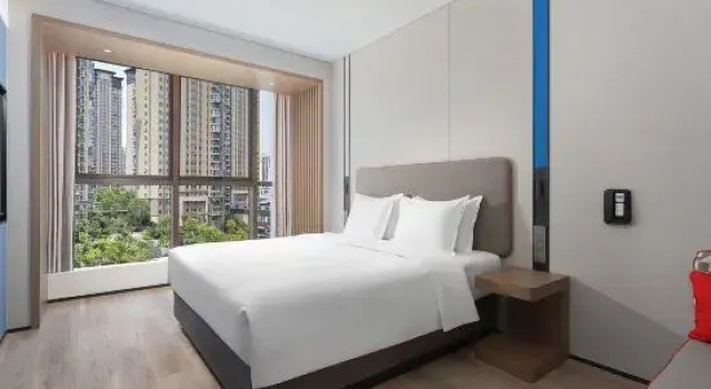 Люкс Holiday Inn Express Kunming Economic Dev Zone by IHG