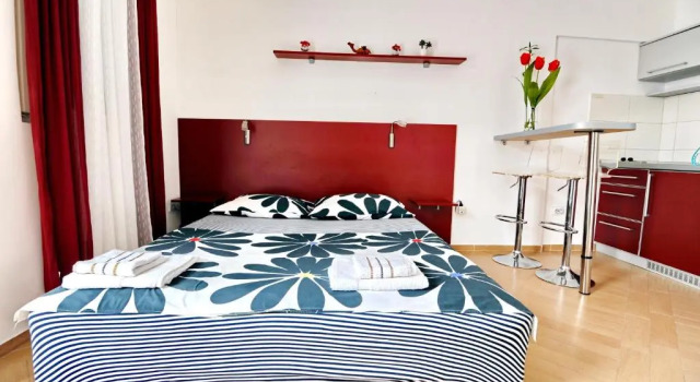 Студия Apartments Kriva Ulica