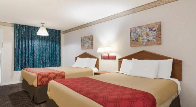 Standaard Vierpersoons kelder kamer Americas Best Inn - Calhoun