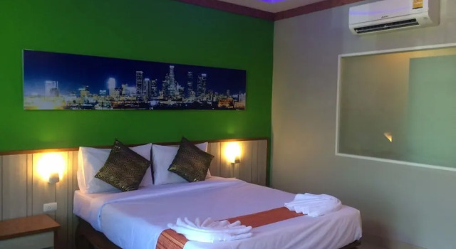 K2 Hotel at Thachang, Reservar Hotel Tha Chang 