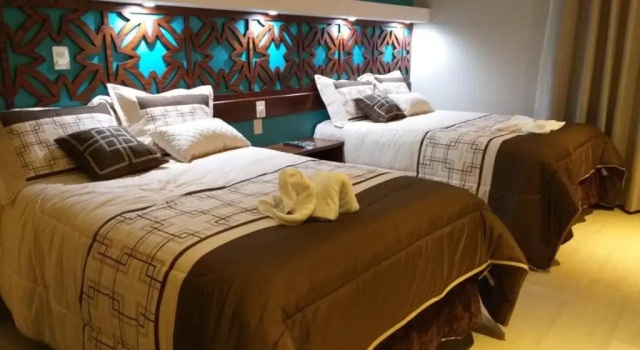 9 Estrellas Casa Hotel
