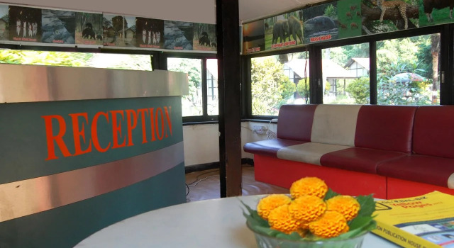 Jungle World Resort, Забронировать Курортный отель Саураха провинция Багмати-Прадеш