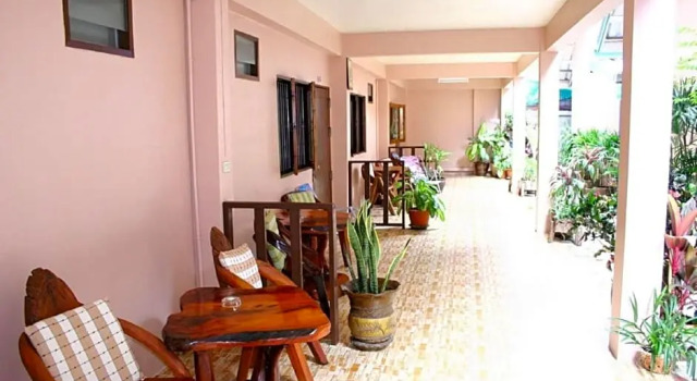 Трёхместный номер Superior Pongphen Guesthouse