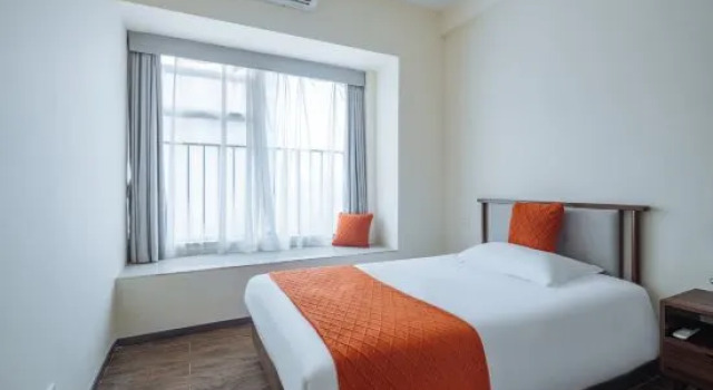 Люкс с 3 комнатами с видом на город Banxia Hotel (Qilou Old Street)