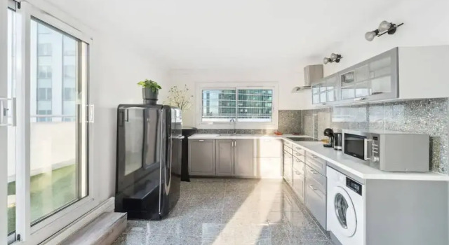 Апартаменты Exceptional Terrace apt - La D Fense - Bail Mob