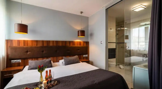 Люкс B&B HOTEL Piotrków Trybunalski