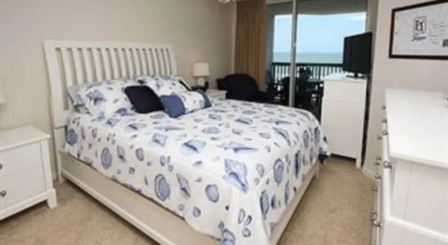Ashworth by Elliott Beach Rentals, Забронировать Отель Отели Норт-Миртл-Бич с парковкой, рядом с Парк развлечений OD Pavilion, Парковка