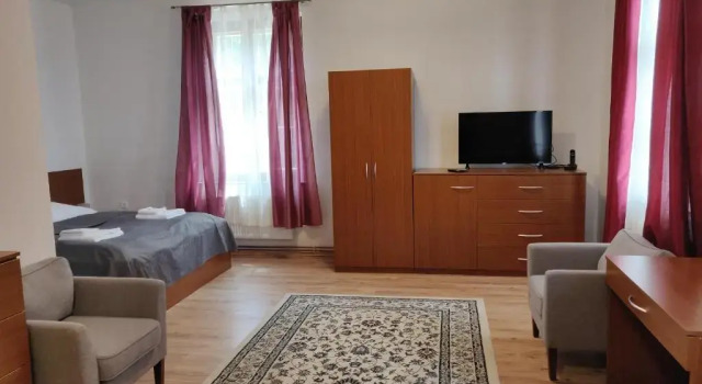 Penzión SESSLER ***, Rezervovat Hotel Hotely v Trnavský kraj s parkováním, Parkování