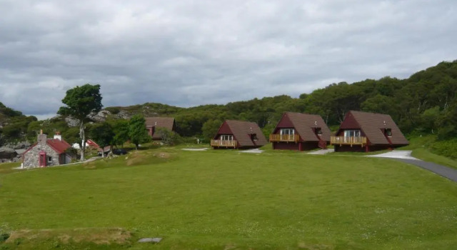 Lochinver Holiday Lodges & Cottages, Book Hotel  