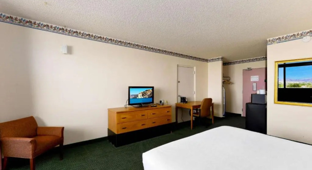 Номер Standard Studio 6 Suites Lake Havasu City AZ