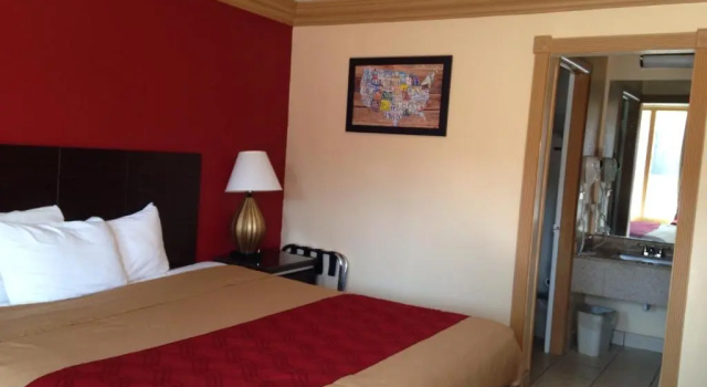 Номер Standard Parkway Inn of Birmingham