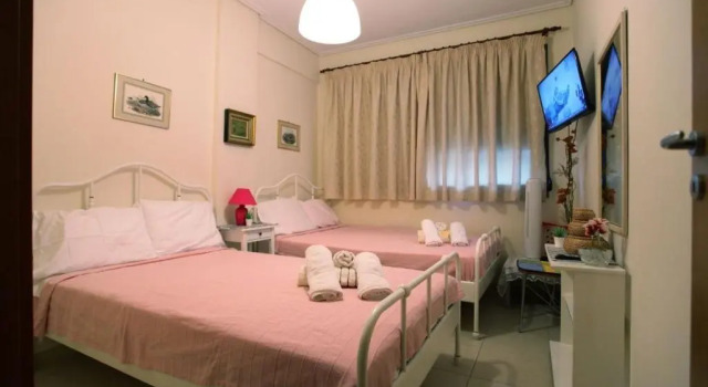 Luxury Flat in Neoi Poroi with Free Parking, 2' mins from the Beach!
