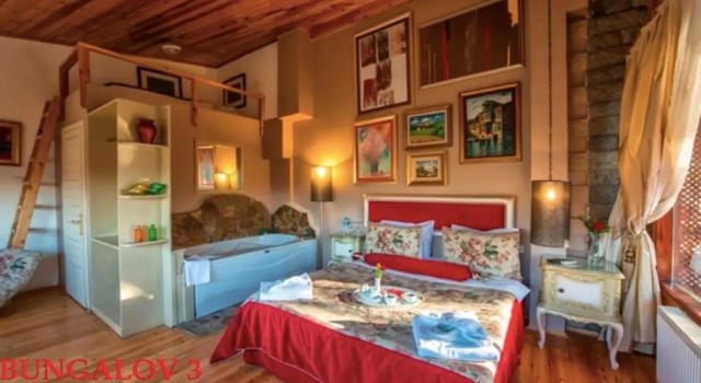 Номер Deluxe с видом на реку Treetops Park Hotel