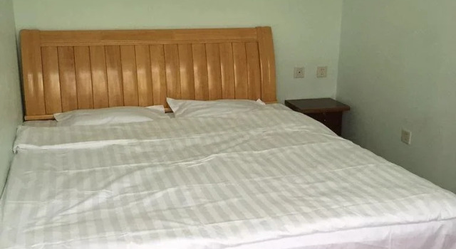 Nandaihe Binle Guesthouse, Book Hotel Qinhuangdao Hebei