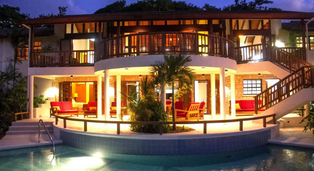 Villa Solitaire, Rezervați Vilă Vile în St. George's, Vilă