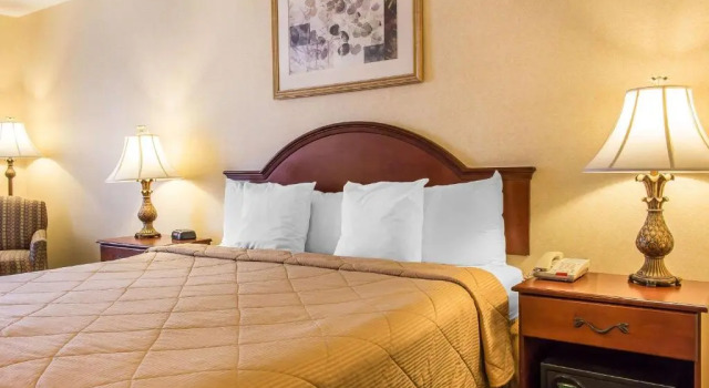 Номер Standard Quality Inn Hackettstown - Long Valley
