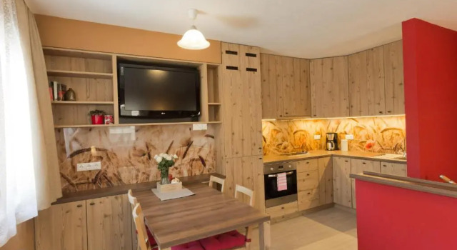 Апартаменты Deluxe City Centre Apartments
