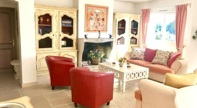 Villa With 4 Bedrooms in Saint-paul-de-vence, With Wonderful Mountain View, Private Pool and Enclosed Garden - 6 km From the Beach