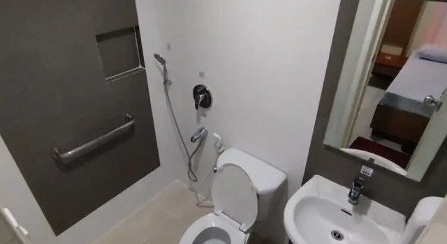 Двухместный номер Deluxe Hotel Sogo Timog Avenue