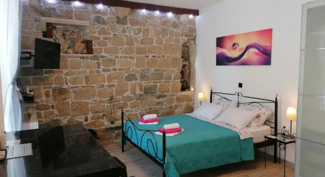 Central Old Town Rooms 1, Prenota Appartamento Splitska 