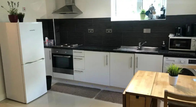 Апартаменты Apple House Guesthouse Heathrow Airport