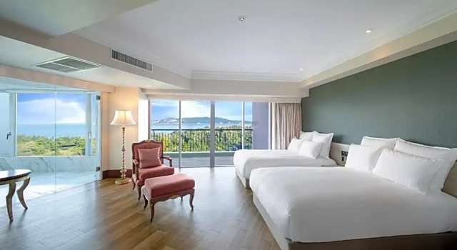 Клубный люкс с видом на океан Oriental Hotel Okinawa Resort & Spa
