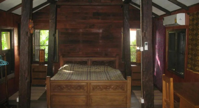 Teak House Chiang Mai