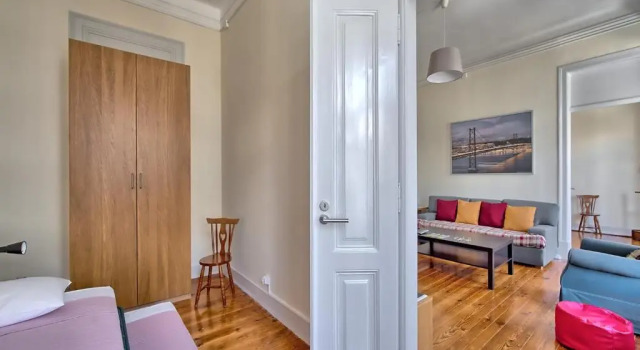 Almirante Reis Apartment, Забронировать Апартаменты/квартира Арроюш Лиссабон