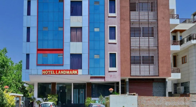 Landmark Hotel near Airport