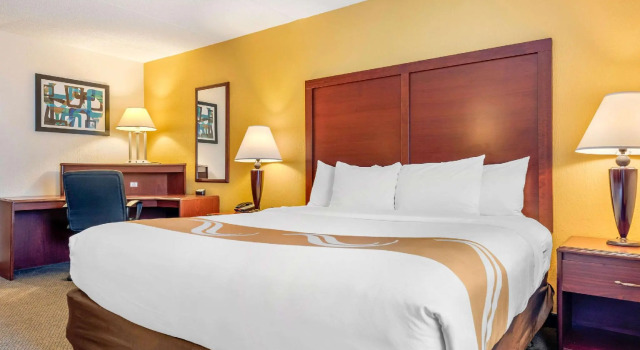 Двухместный номер Standard Quality Inn & Suites Zanesville City Center
