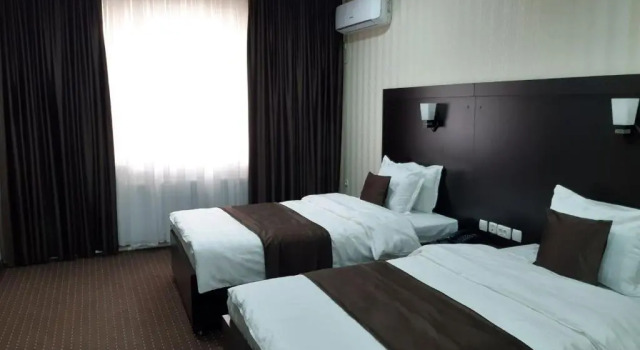 Четырёхместный номер Standard Бутик-отель HOTEL GRAND SHIRIN PALACE